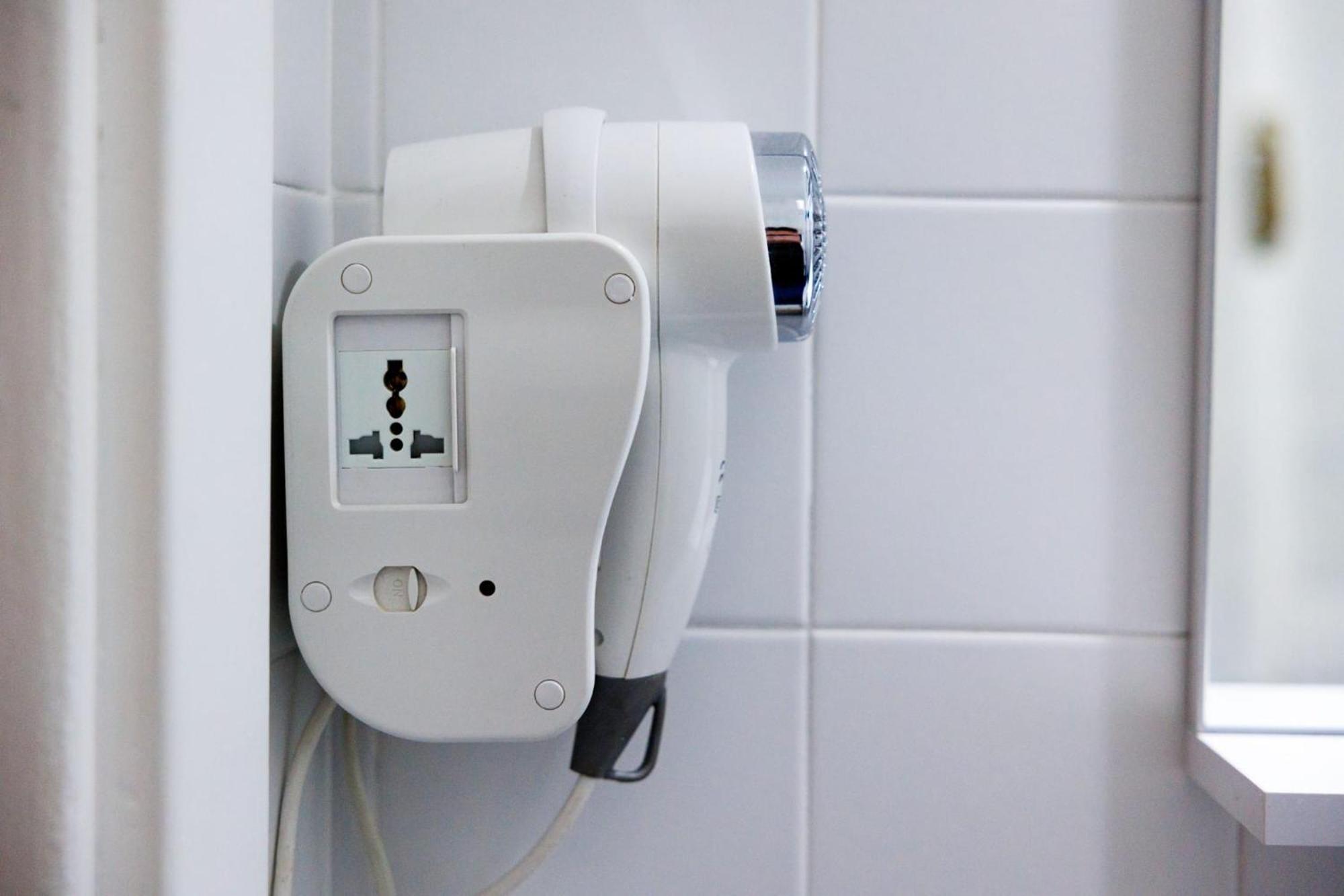Отель Clavdia Mini Flat Рим Экстерьер фото